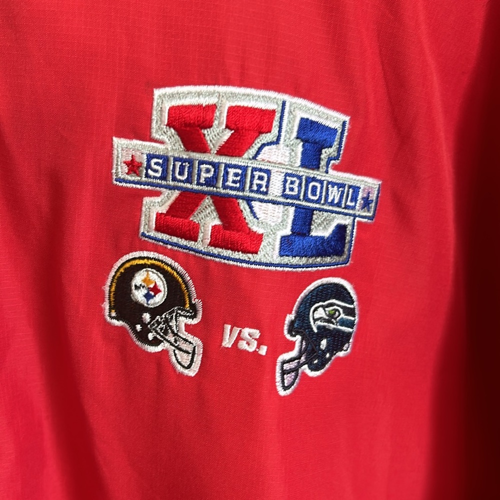 Super Bowl XL Steelers vs Seahawks Windbreaker Jacket with Hoodie. Size‎ L (STK)